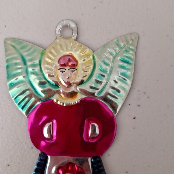 Vintage Hammered Metal Christmas Ornament Angel w/Wings Dress Hand Painted 4" - Picture 5 of 6